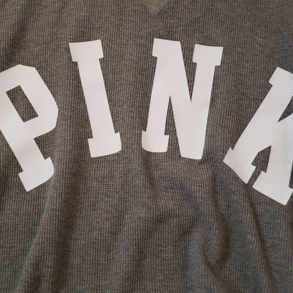 VS PINK THERMAL CROP TOP - Picture 2 of 4